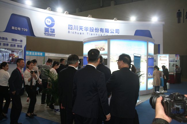 2021重庆化工展举办时间定为10月，报名火爆(www.rhrhrh.cn)