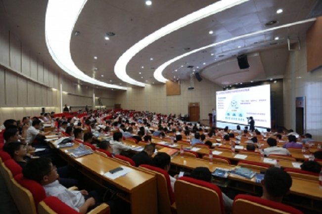 新疆欧亚安防及警用装备展览会(www.rhrhrh.cn)