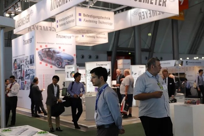 美国诺维汽车内饰展览会Automotive Interiors(www.rhrhrh.cn)