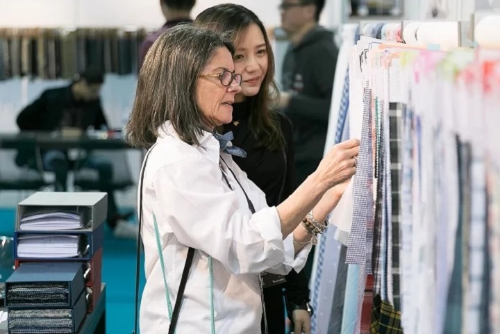 美国纽约服装采购展览会Apparel USA(www.rhrhrh.cn)