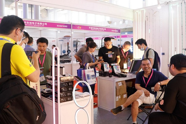 宁波国际照明展览会CNLL(www.rhrhrh.cn)