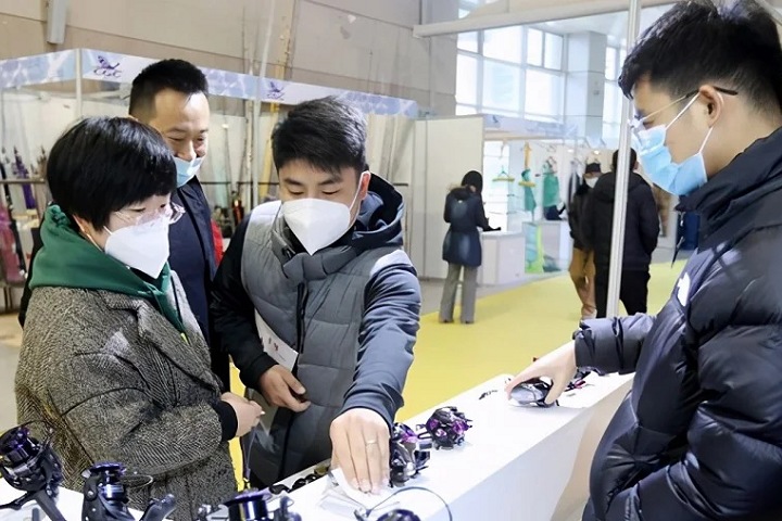 威海钓鱼用品钓具渔具博览会CGC(www.rhrhrh.cn)